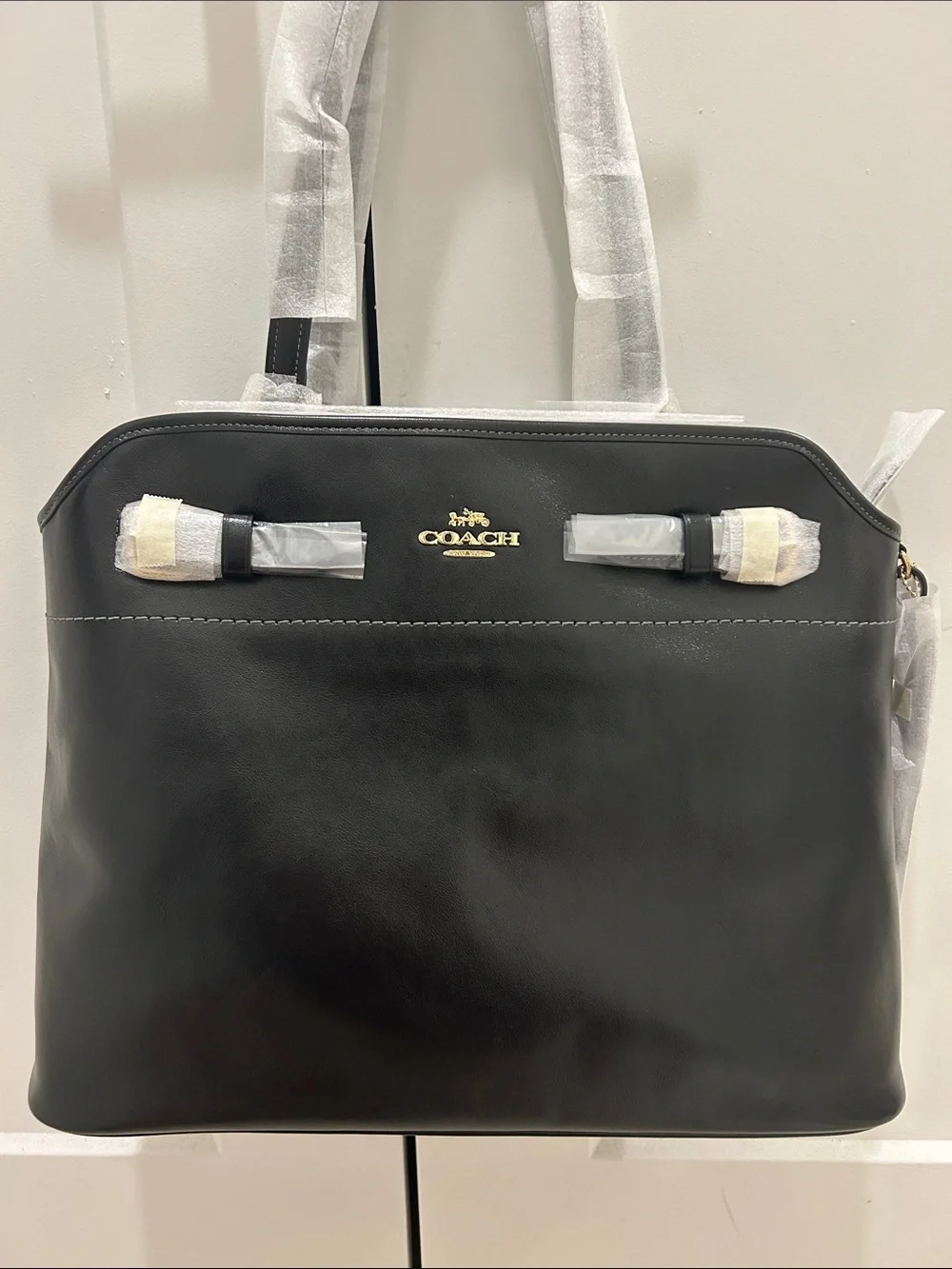Coach (NWT) Easton Tote Bag in Black